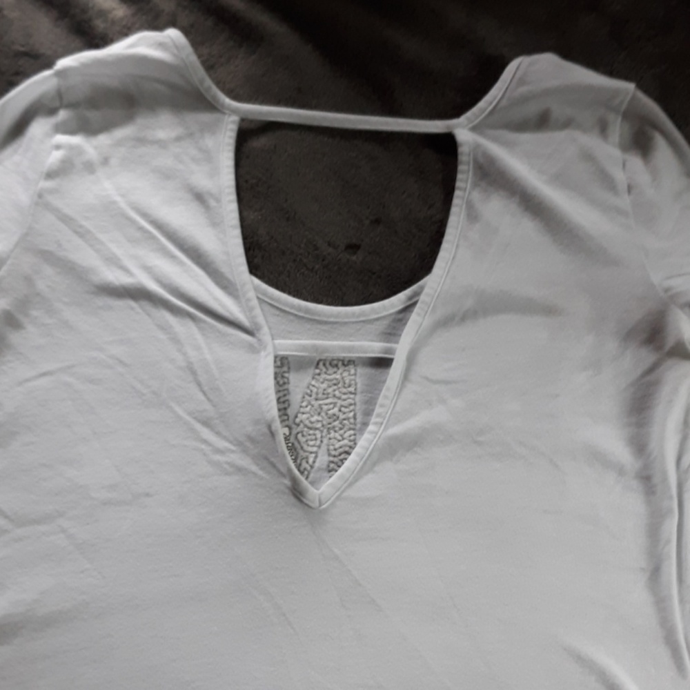 Shirt - Picture 3 of 4